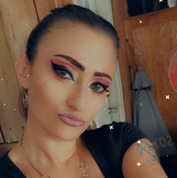 Meet your Posher, Samantha - Picture 2 of 6